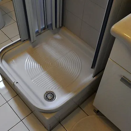 Apartment Coolor And Business *